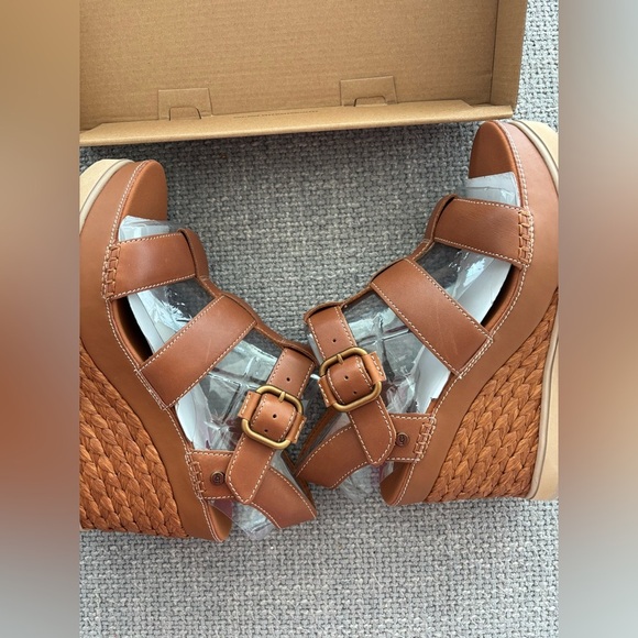 UGG Abbot Strap Cognac Leather Wedge Sandals – Size 9 - Picture 7 of 16